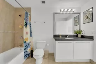 90 SW 3rd St, Miami, FL 33130 - Photo 24