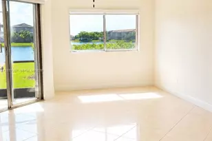 901 SW 141st Ave, Pembroke Pines, FL 33027 - Photo 6