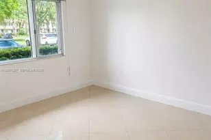 901 SW 141st Ave, Pembroke Pines, FL 33027 - Photo 18