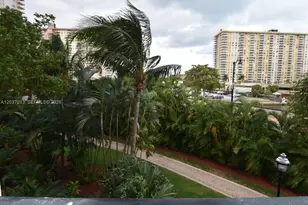 17150 N Bay Rd, Sunny Isles Beach, FL 33160 - Photo 2