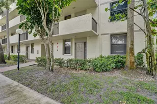 2908 S Carambola Cir S, Coconut Creek, FL 33066 - Photo 2