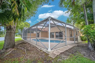 467 SW 191st Terrace, Pembroke Pines, FL 33029 - Photo 36