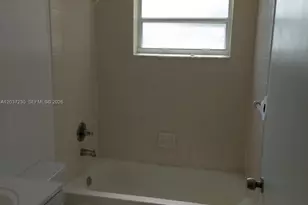 2319 Johnson St, Hollywood, FL 33020 - Photo 8