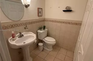 10445 SW 154th Ct, Miami, FL 33196 - Photo 10
