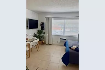 17 NE 2nd Ave #203, Dania Beach, FL 33004 - Photo 2