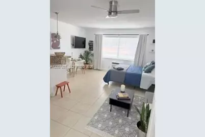 17 NE 2nd Ave #203, Dania Beach, FL 33004 - Photo 1