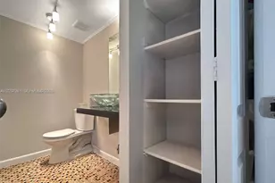 8401 SW 107th Ave, Miami, FL 33173 - Photo 6