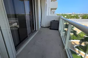 13499 Biscayne Blvd, North Miami, FL 33181 - Photo 24