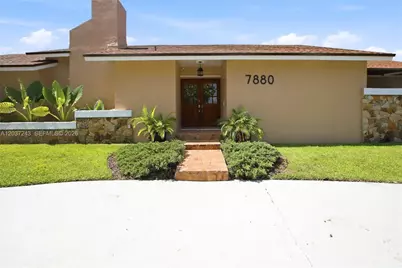 7880 SW 180th Ter, Palmetto Bay, FL 33157 - Photo 4