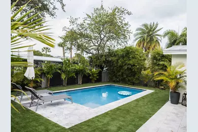 424 NE 28th Dr, Wilton Manors, FL 33334 - Photo 2