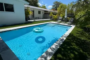 424 NE 28th Dr, Wilton Manors, FL 33334 - Photo 24