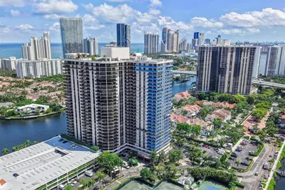 19667 Turnberry Way #7B, Aventura, FL 33180 - Photo 18