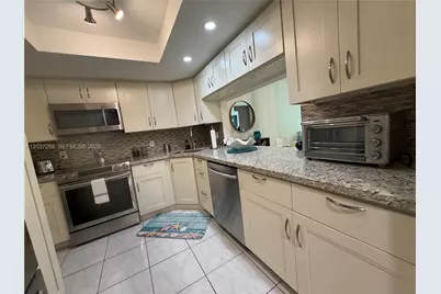 1965 S Ocean Blvd #208, Lauderdale by the Sea, FL 33062 - Photo 8