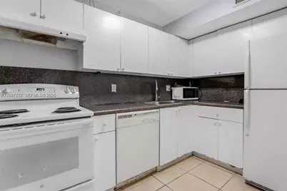 4235 N University Dr #115, Sunrise, FL 33351 - Photo 8