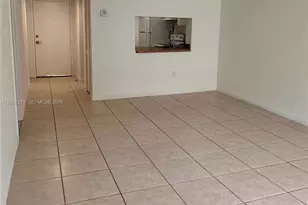 9360 Fontainebleau Blvd, Miami, FL 33172 - Photo 4