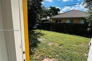 2620 NW 14th Ct, Fort Lauderdale, FL 33311 - Photo 12