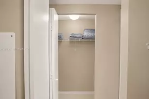 5300 Paseo Blvd, Doral, FL 33166 - Photo 18