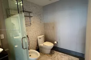 200 Biscayne Boulevar Way, Miami, FL 33131 - Photo 12
