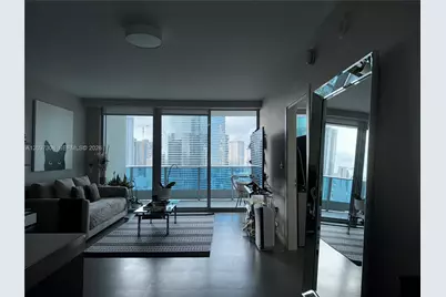 200 Biscayne Boulevar Way #3110, Miami, FL 33131 - Photo 4