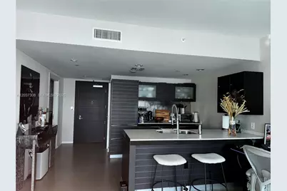 200 Biscayne Boulevar Way #3110, Miami, FL 33131 - Photo 18