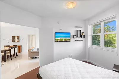 20000 E Country Club Dr #306, Aventura, FL 33180 - Photo 14