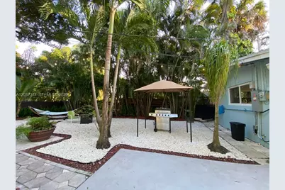 204 SW 19th Ave, Fort Lauderdale, FL 33312 - Photo 10