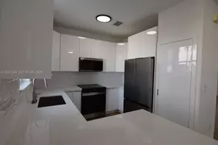 7848 NW 114th Path, Doral, FL 33178 - Photo 8