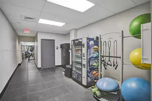 2501 S Ocean Dr, Hollywood, FL 33019 - Photo 44