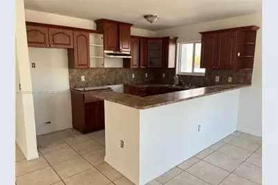 7012 NW 6th Ct #7012, Miami, FL 33150 - Photo 2