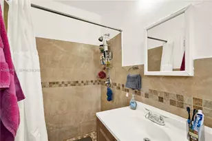 1236 NE 109th St, Miami, FL 33161 - Photo 14