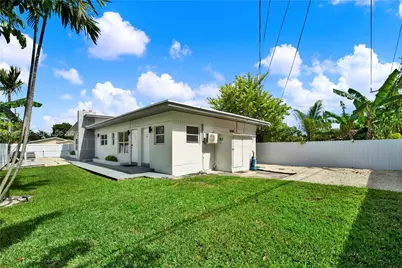 1236 NE 109th St #2, Miami, FL 33161 - Photo 1