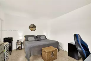 1236 NE 109th St, Miami, FL 33161 - Photo 12