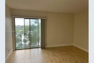 8600 N Sherman Cir #504, Miramar, FL 33025 - Photo 8
