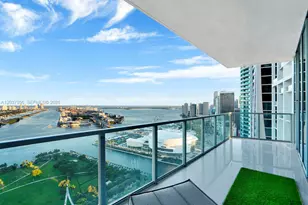 1100 Biscayne Blvd, Miami, FL 33132 - Photo 32