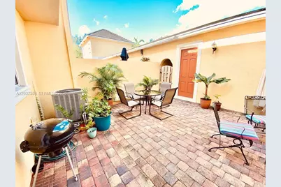 753 Dakota Dr, Jupiter, FL 33458 - Photo 16