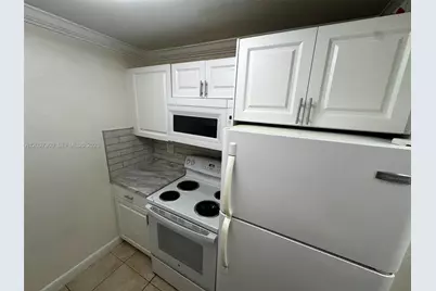 8650 SW 109th Ave #3-103, Miami, FL 33173 - Photo 8