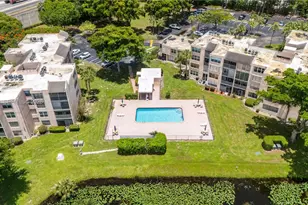9495 Evergreen Pl, Davie, FL 33324 - Photo 36