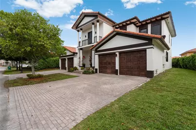 7504 SW 188th Ter, Cutler Bay, FL 33157 - Photo 4