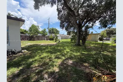 6570 Liberty St, Hollywood, FL 33024 - Photo 10