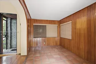 2550 Trapp Ave, Miami, FL 33133 - Photo 4
