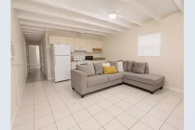 614 SW 10th Ave #2, Homestead, FL 33030 - Photo 2