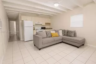 614 SW 10th Ave, Homestead, FL 33030 - Photo 2