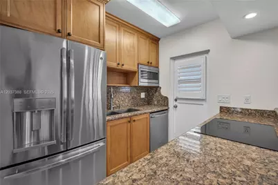 901 S Surf Rd #506, Hollywood, FL 33019 - Photo 8