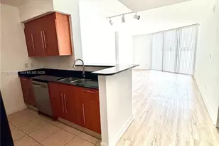 325 S Biscayne Blvd, Miami, FL 33131 - Photo 2