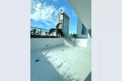 325 S Biscayne Blvd #1116, Miami, FL 33131 - Photo 6