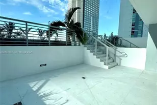 325 S Biscayne Blvd, Miami, FL 33131 - Photo 6