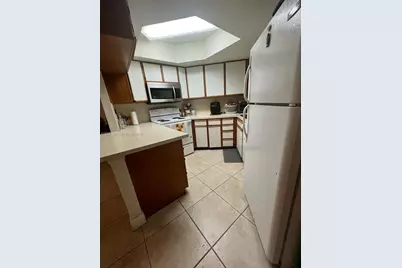 8215 Lake Dr #401, Doral, FL 33166 - Photo 4