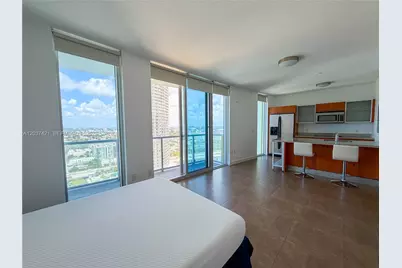 185 SW 7th St #2900, Miami, FL 33130 - Photo 22