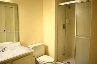 369 Lakeview Dr, Weston, FL 33326 - Photo 14