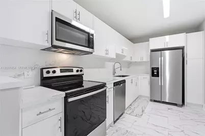 401 69th St #313, Miami Beach, FL 33141 - Photo 8